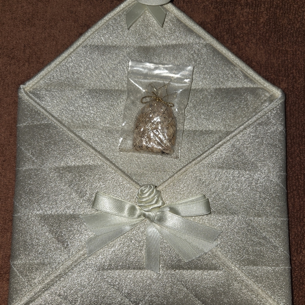 Elegant Quilted  potpourris  Envelope